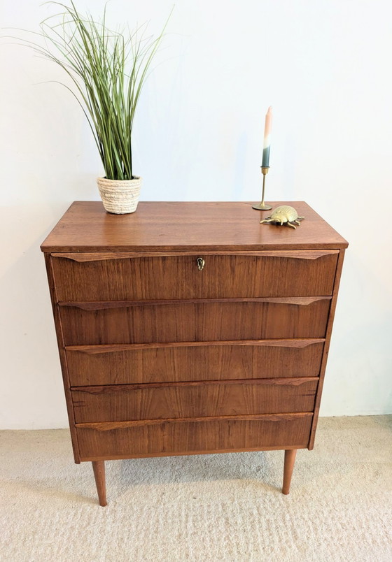 Image 1 of Commode vintage danoise