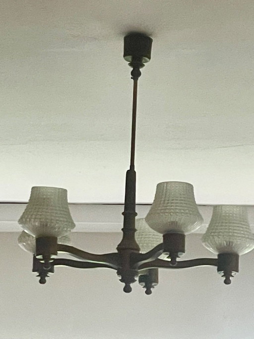 Art Deco Holzlüster ontmoet Trend