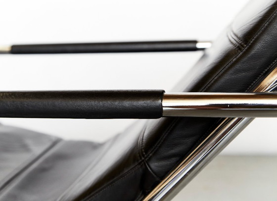 Image 1 of Chaise longue e pouf "Genni" di Gabriele Mucchi per Zanotta