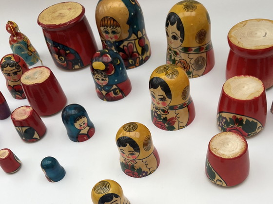 Image 1 of Ampia collezione di bambole matrioska d'epoca – bambole di legno dipinte a mano, circa anni '70/'80