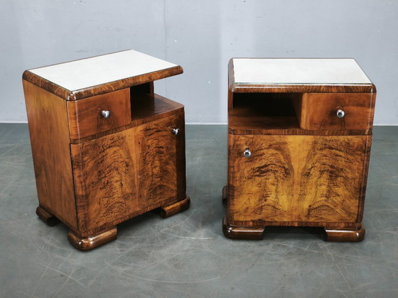 Paar Art Deco Nachttische aus Nussbaum, Tschechoslowakei, 1930er Jahre – Schlafzimmerzubehör, Wood (photo 6 of 16)