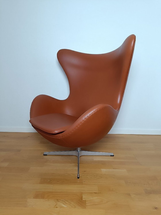 Image 1 of Arne Jacobsen - Chaise Egg - Arne Jacobsen - Chaise longue