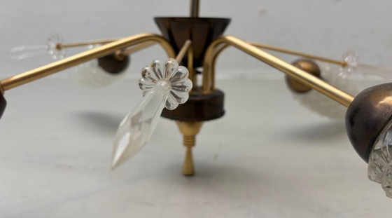 Image 1 of Plafondlamp met getextureerde glazen kappen en kristallen prisma's, jaren 60.