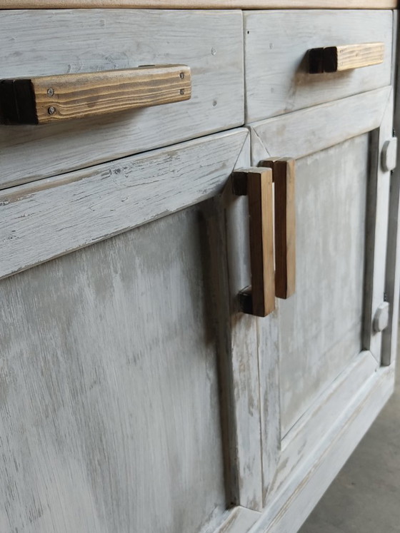 Bar Counter – Liquor cabinets, Metal (photo 16 of 18)
