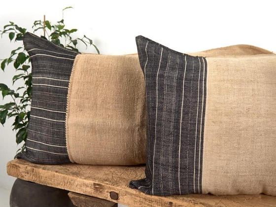Cojín de lino antiguo a rayas blancas y negras, Cojines, Negro, Rustic (foto 6 de 6)