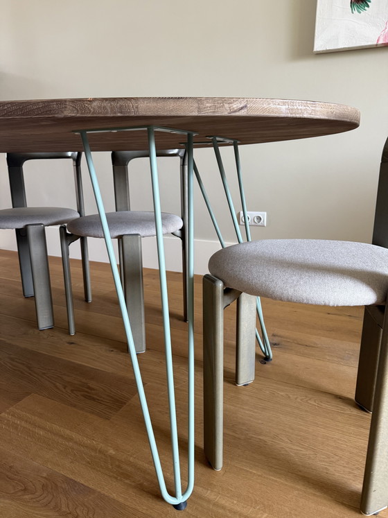 Image 1 of Allon Dery. Ovalen tafel 2mx1m lichtgroene stalen poten