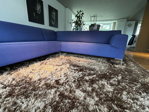 Divano angolare Bloq Design disponibile