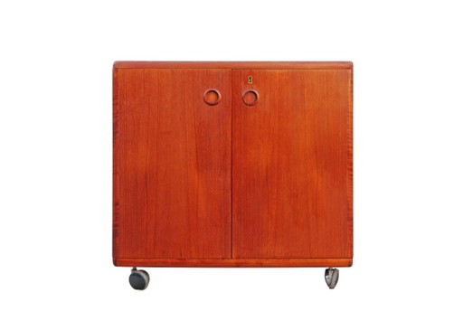 Mueble bar danés de teca de Illum Wikkelsø para CFC Silkeborg, años 60 – drankenkasten, Wood (photo 2 of 11)