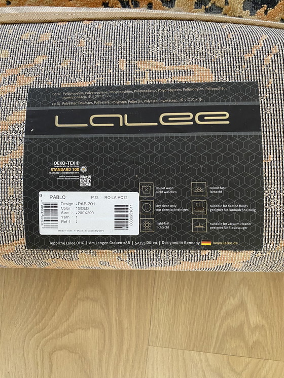 Image 1 of Tappeto funky a pelo basso