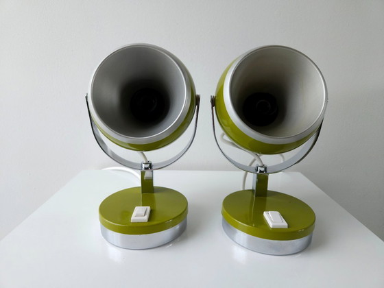 Image 1 of Set of 2 olive green vintage space age eyeball table lamps, metal green and chrome mid-century modern lamp