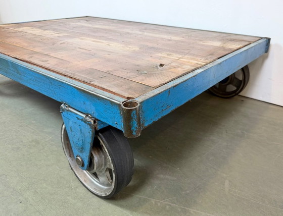 Large Blue Industrial Coffee Table Cart, 1960s – Iron (photo 7 of 15)