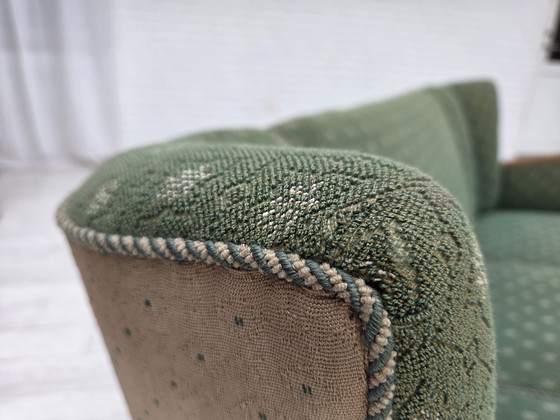 Image 1 of Años 50, sofá danés de 3 plazas, tejido de lana de mobiliario verde/beige, madera de roble.