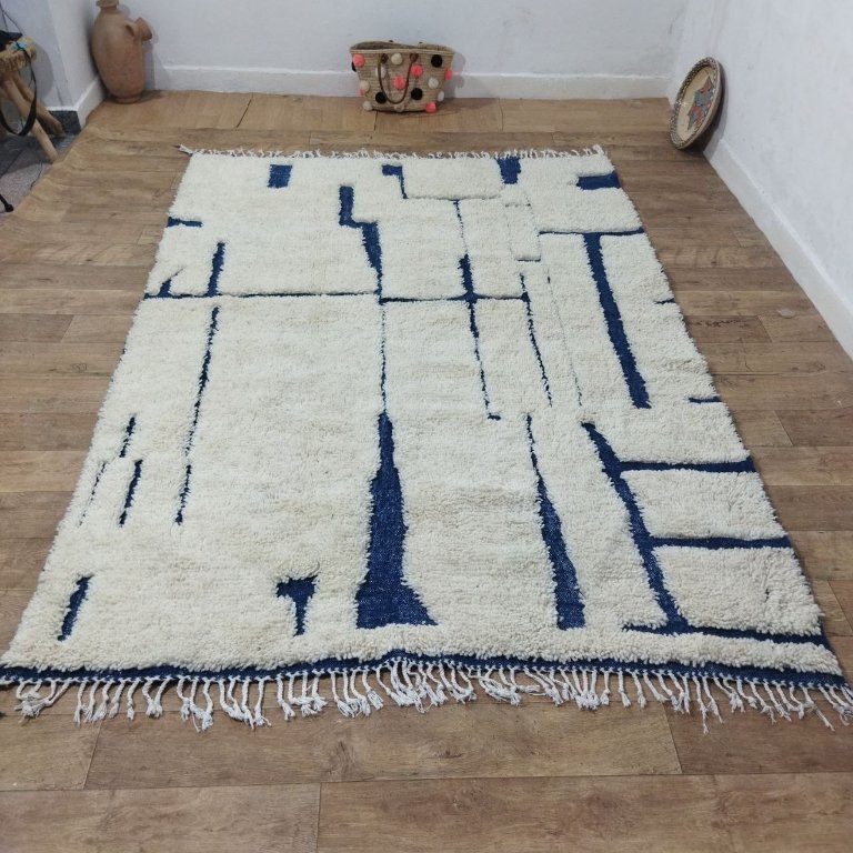 Authentic Moroccan Berber Wool Rug 283 x 188 cm / Authentiek