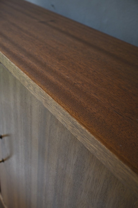 Image 1 of Elegante credenza vintage