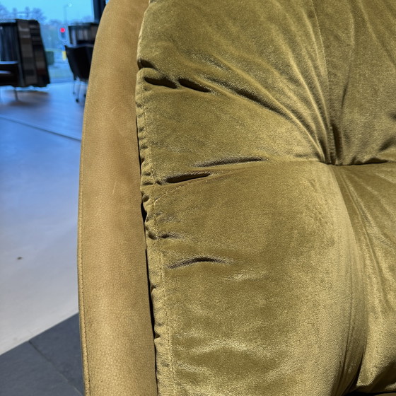 Image 1 of Montis Fabian armchair with ottoman