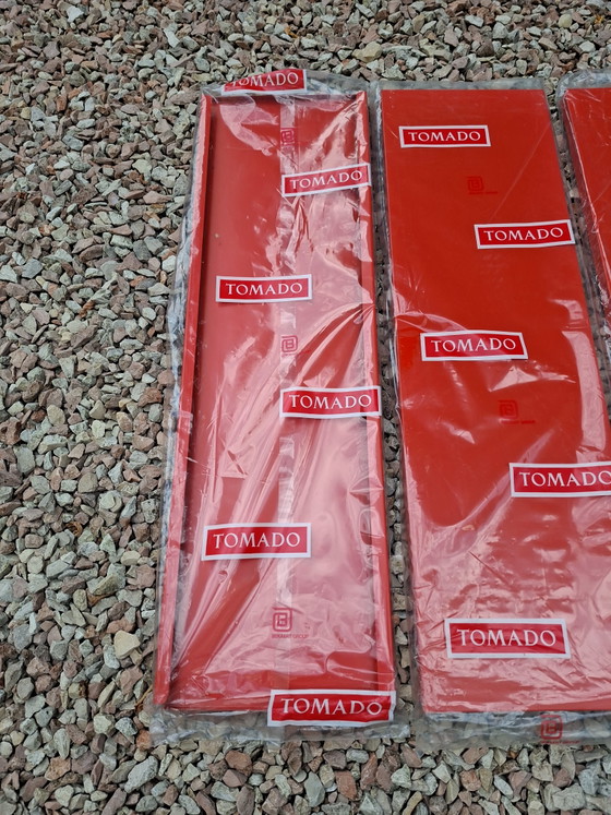 Versiegelte Bücherregale, Tomado Holland, Originalverpackung – Wandregal, Metal (photo 3 of 8)
