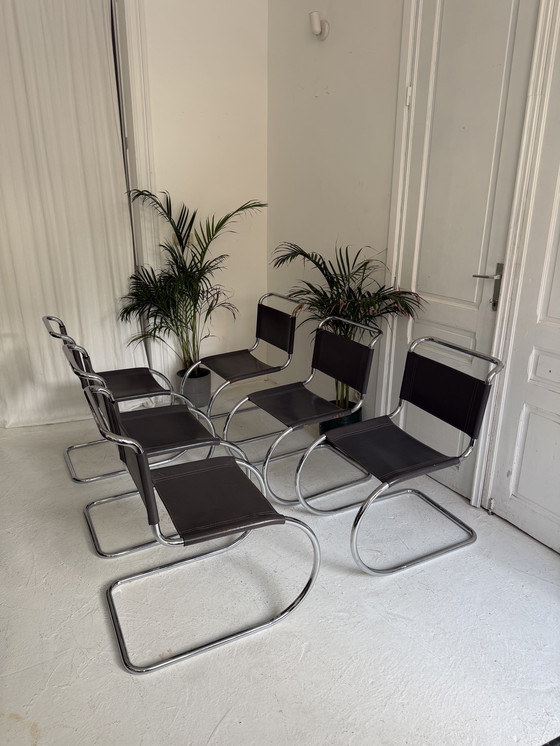 Image 1 of 6 vintage stoelen Mies van der Rhode