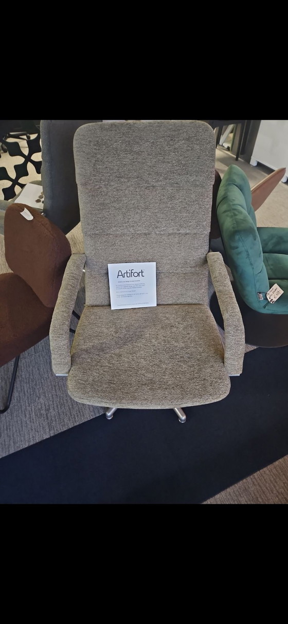 Artifort Armchairs 4 pieces – Aluminium (photo 4 of 5)