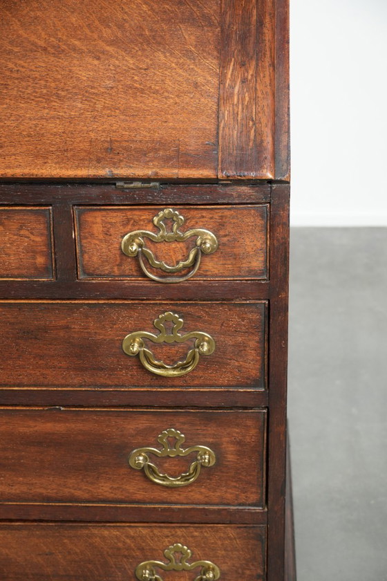 Image 1 of Secrétaire anglais ancien du XVIIIe siècle en chêne