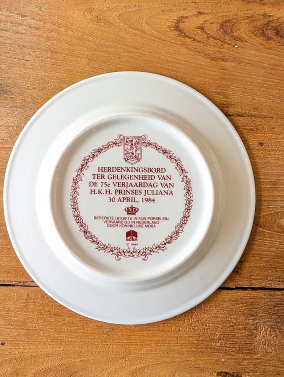 Image 1 of Plato de cumpleaños de la princesa Juliana – Royal Mosa / Franklin Mint – Completo con documentación