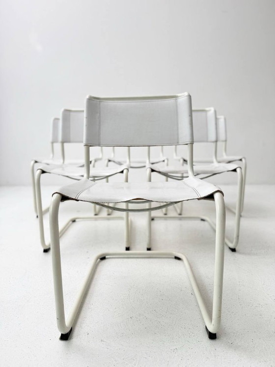 Image 1 of Set van 5 Thonet S33 volledig witte cantileverstoelen van Mart Stam, 1926