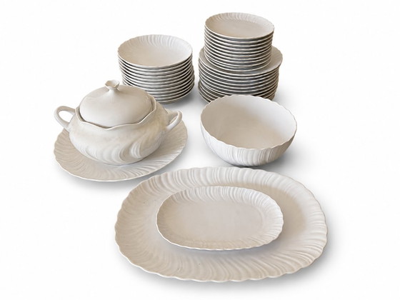 Image 1 of Service de table ALT Tirschenreuth 40 pièces, porcelaine fabriquée en Allemagne.