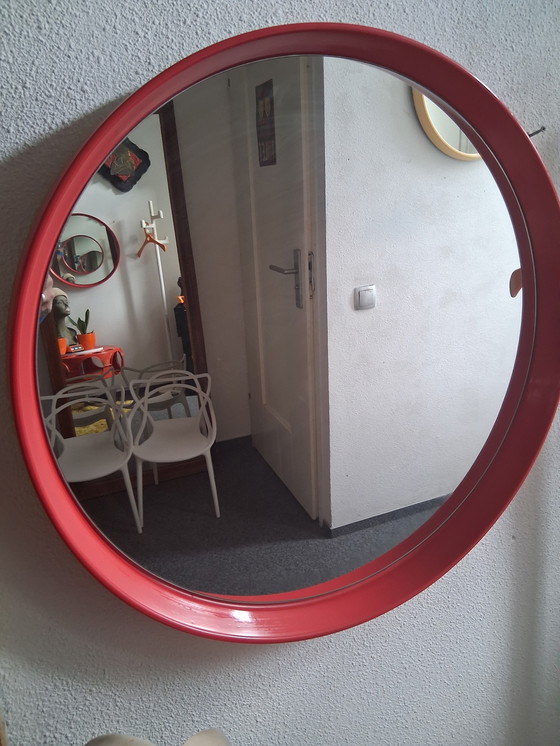 Image 1 of Miroir XL vintage rouge (60 cm) années 60/70