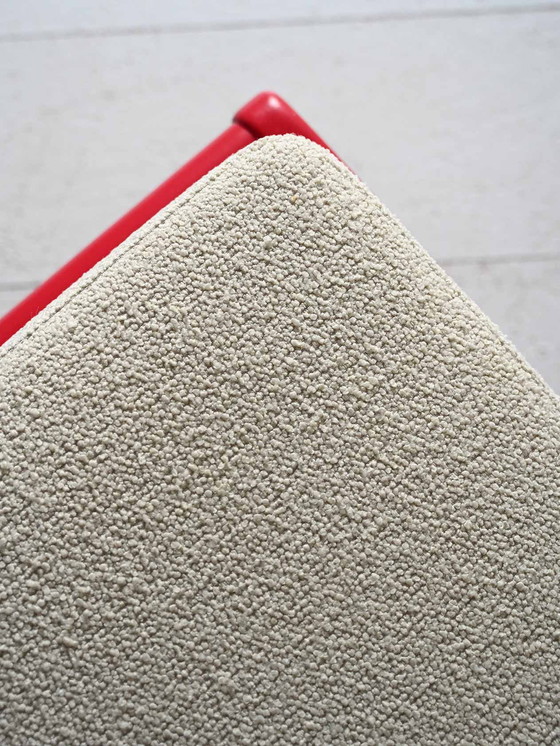 Image 1 of Chaise scandinave vintage en rouge cerise