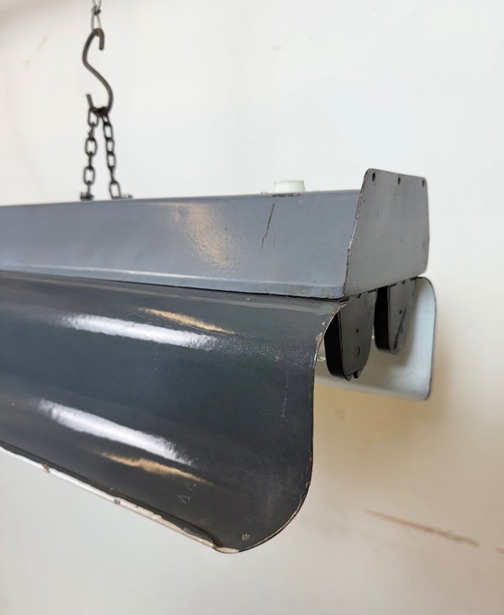 Image 1 of Lampadario industriale a sospensione in smalto grigio di Elektrosvit, anni '60