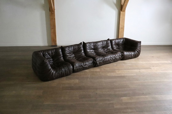Image 1 of Original Ligne Roset Togo sofa en cuir par Michel Ducaroy, 1970