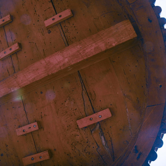 Tavolo rotondo antico intarsiato e scanalato – Lampade da tavolo, Legno (photo 17 of 18)