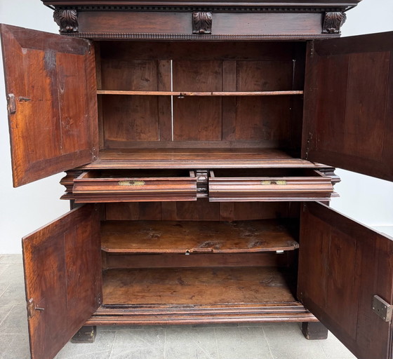 18th Century Two-Part Buffet in Walnut. – High Boards, Metal, Wood (photo 11 of 13)