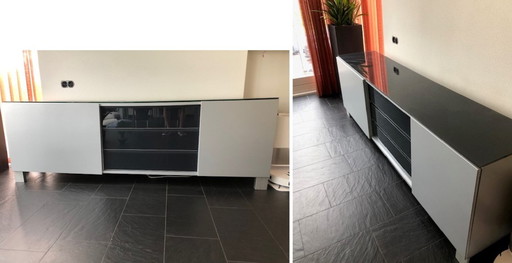 Armoire, buffet, meuble TV et table avec 4 chaises