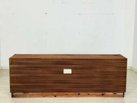 Image 1 of Prachtig dressoir van P. Vestergaard, palissanderhout, Deense stijl, woonkamerkast.