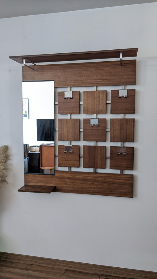 Scandinavian wall-mounted coat rack