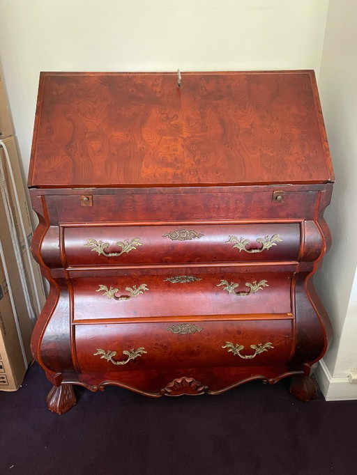 Secretaire. 