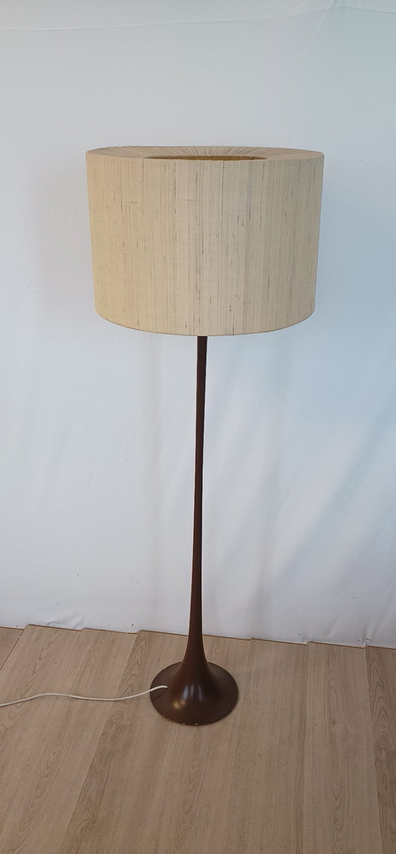Lampadaire Sixties avec pied trompette – Métal, Textile (photo 9 of 9)