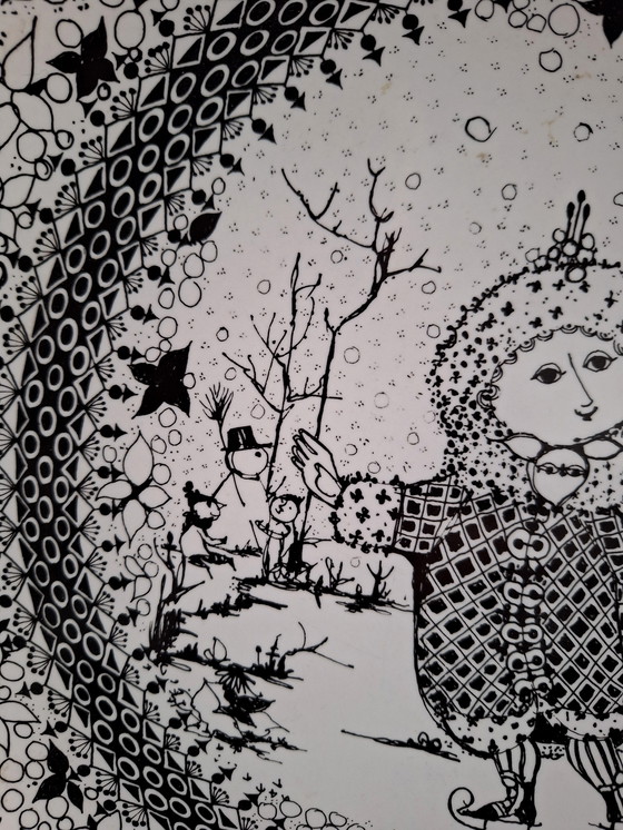 Image 1 of Bjørn Wiinblad voor Rosenthal groot wandbord uit de serie "Four Seasons" model Winter. Gelimiteerde oplage 1979-1980.