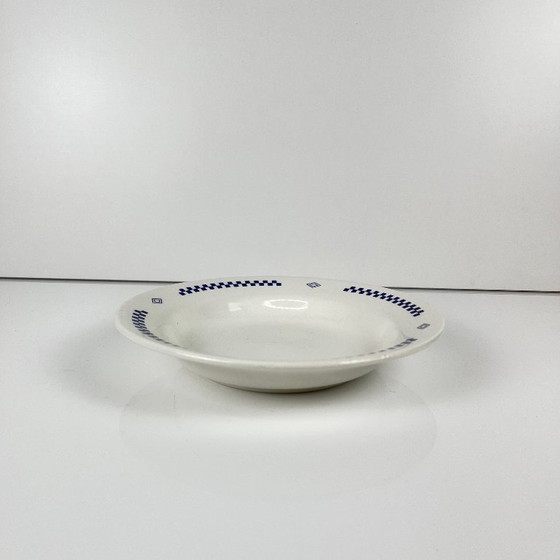 Image 1 of Set di 7 piatti fondi Lustucru, motivo a scacchiera blu, 1950/80