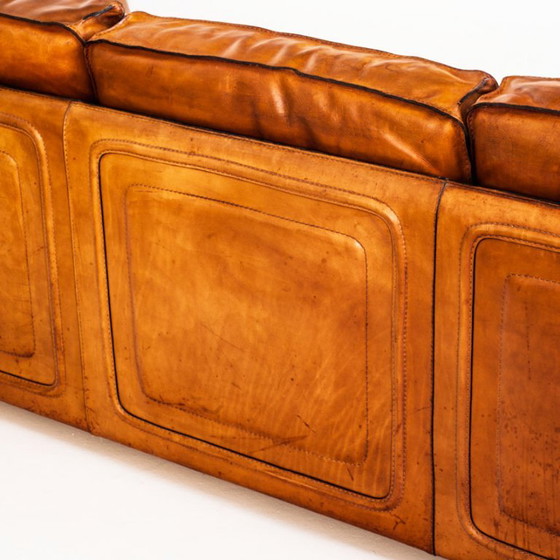 Canapé Club Vintage Par Roche Bobois. Cuir de buffle camel. France, années 80 – Canapés 3 places, Leather (photo 21 of 23)