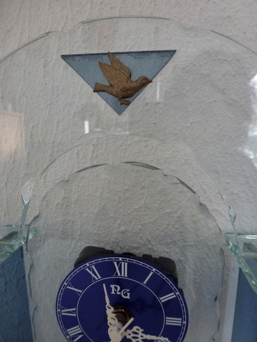 Vintage glass table clock, RG, made in Italy, works on 1 battery.