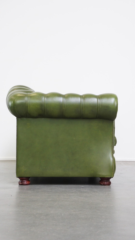 Image 1 of Grünes Rindsleder 2,5-Sitzer Chesterfield Sofa