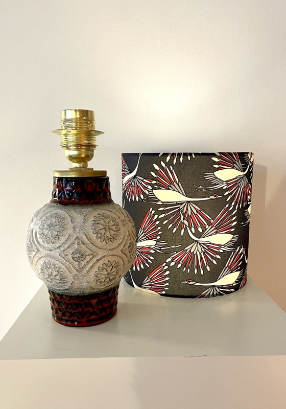 Image 1 of Upcycling : Lampe de table fabriquée à partir d'un vase en céramique Bay - Design de Bodo Mans - Forme 62 - 17