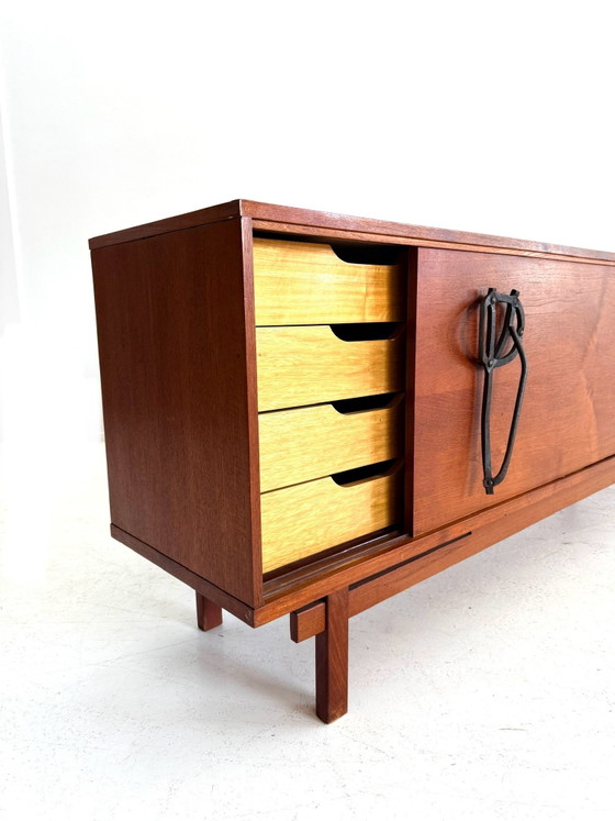 Vintage teak sideboard, Jean Batenburg ‘60 – Wood, Cast Iron (photo 11 of 15)