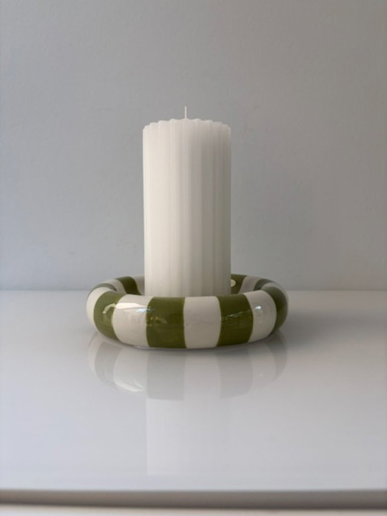 Cuenco a rayas verde-blanco / Vide-Poche – Ceramic (photo 2 of 15)