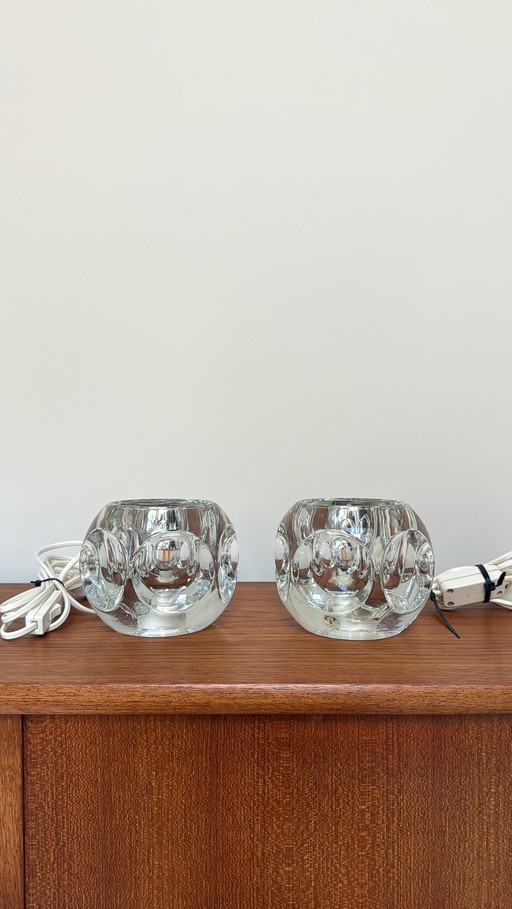 Twee vintage glazen tafellampen van Peill & Putzler