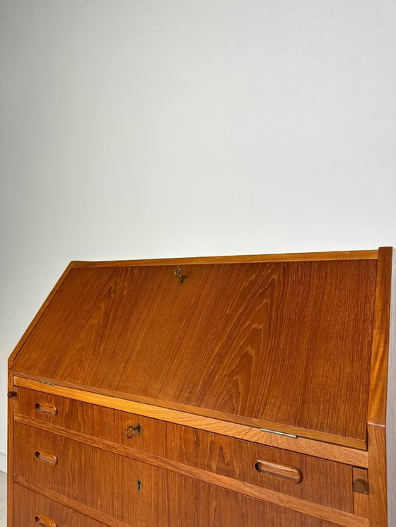 Image 1 of Vintage Mid Century Deense teakhouten secretaire jaren 60