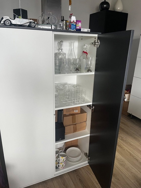 Image 1 of Meuble design Interstar - cloison de séparation - système d'ouverture par simple pression