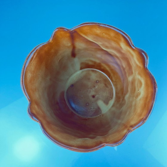 Image 1 of Macetero de barro marrón con efecto de hojas acanaladas, 1960/70