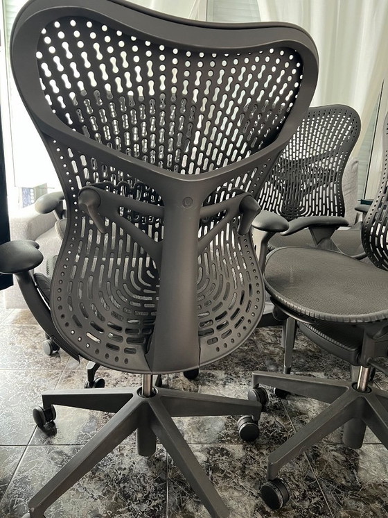 Image 1 of Sedia Herman Miller Mirra 2 / Sedia da ufficio